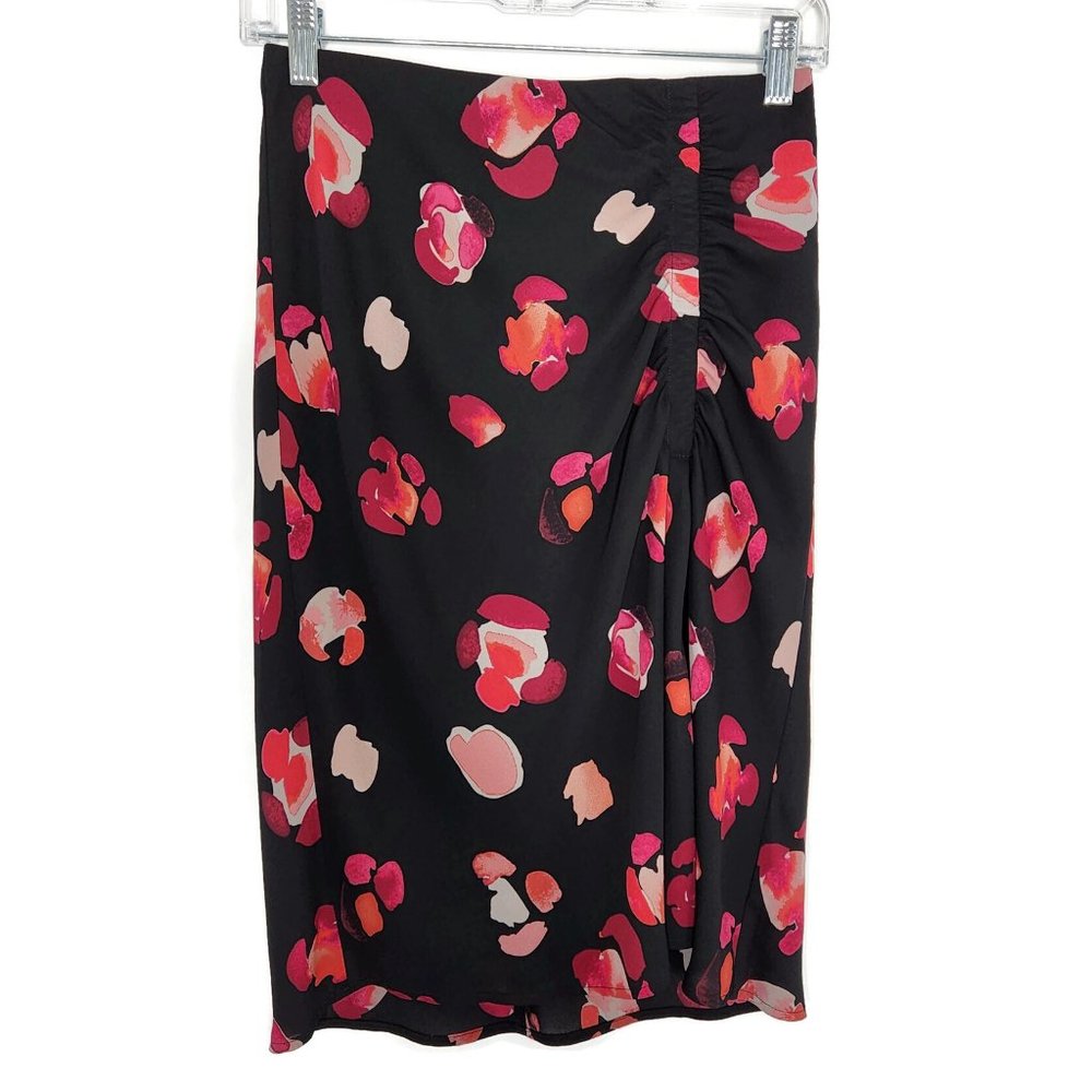 Cabi Skirt XS Black Floral Pink Petal Side Ruching Zip 5513 Spring